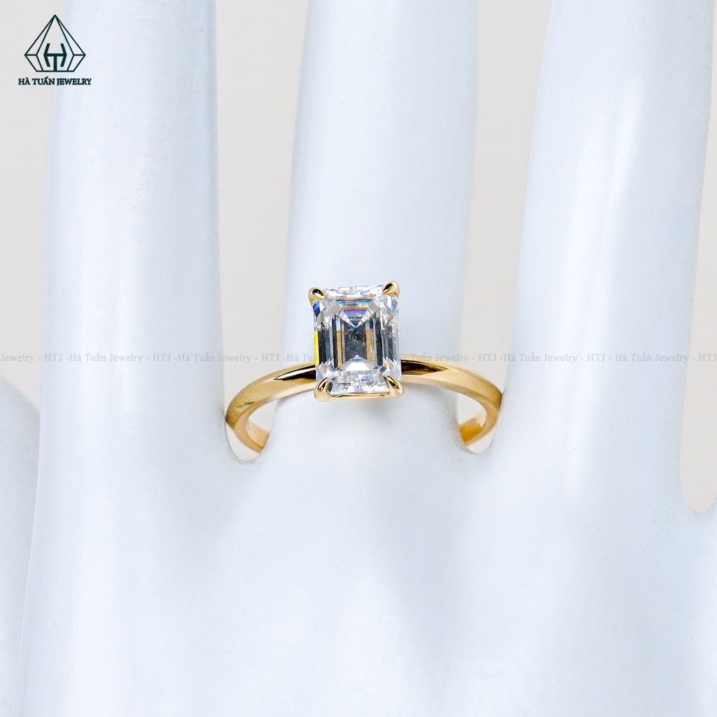 RG218 VV14K Emerald 6*8mm