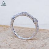  R025 Nhẫn nữ hoa 4 cánh đính đá 