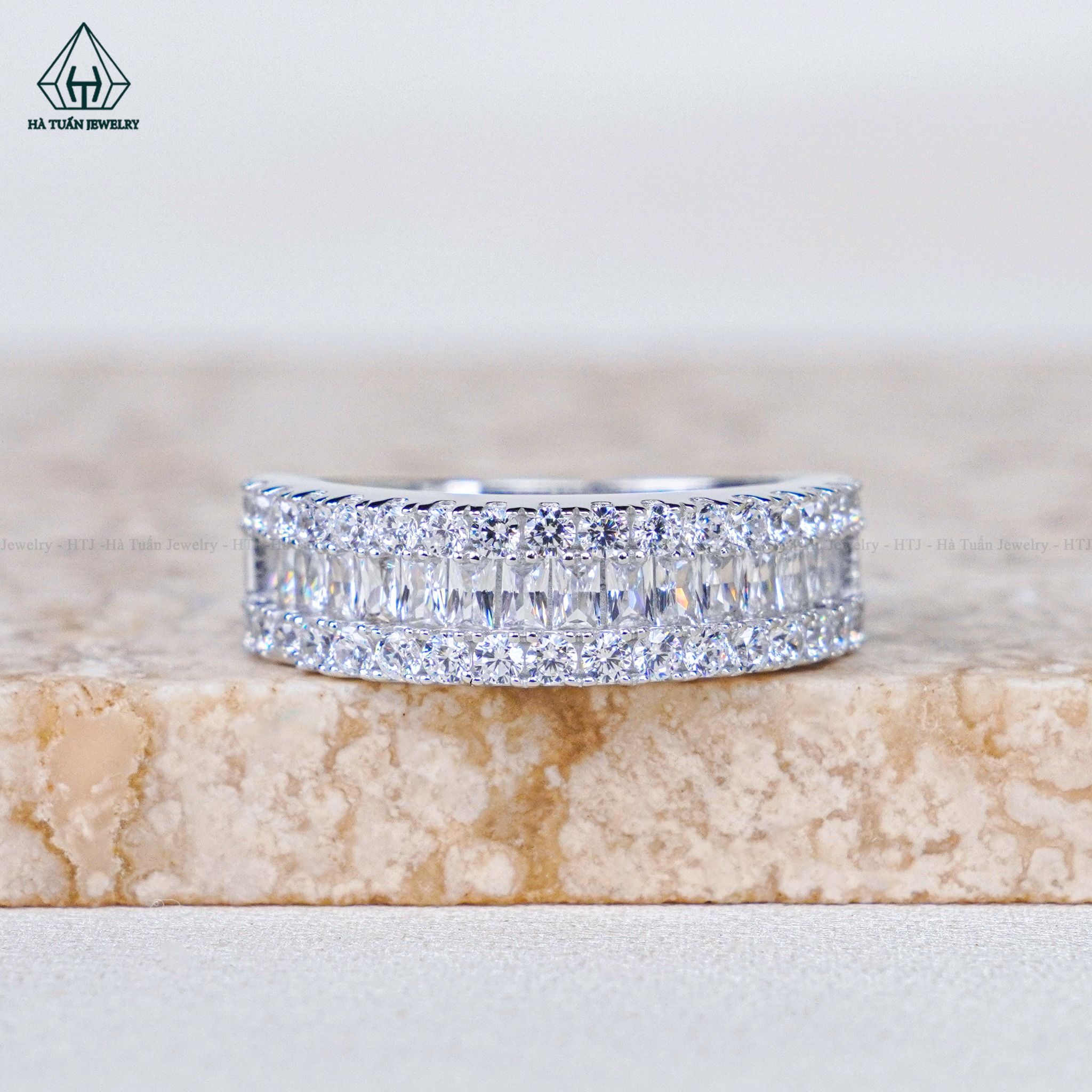  RX262 Nhẫn phối baguette + nửa tấm tròn 