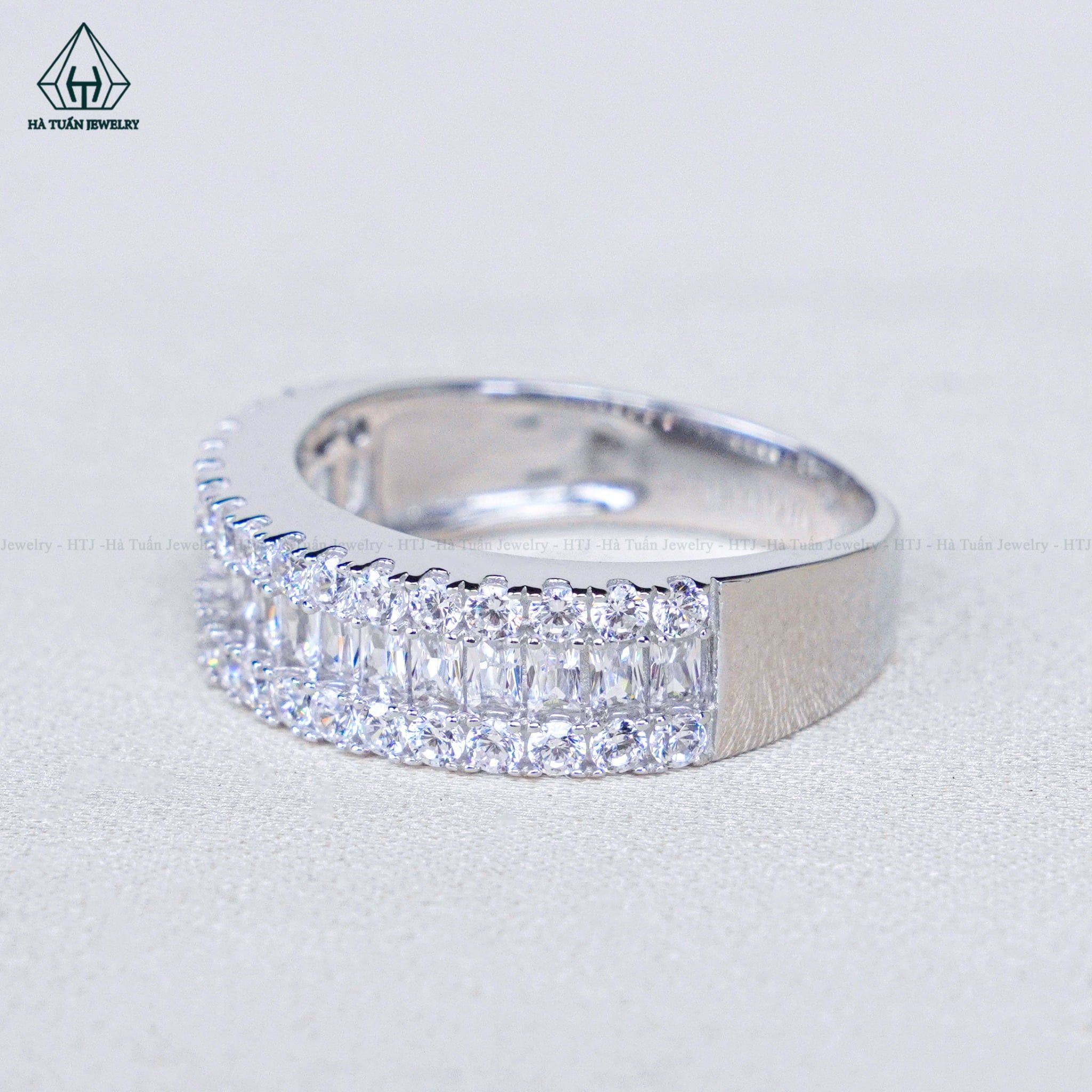  RX262 Nhẫn phối baguette + nửa tấm tròn 