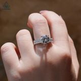  RX557 FULL MOIS 9mm Nhẫn nữ viền baguette 