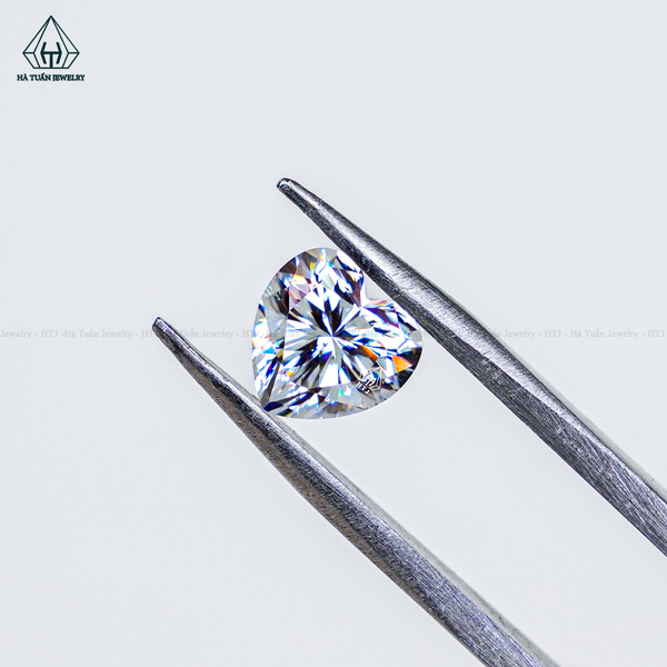  Moissanite Heart - MHW 