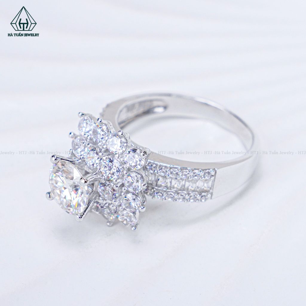 RX598 6.5mm Nhẫn nữ vuông đá