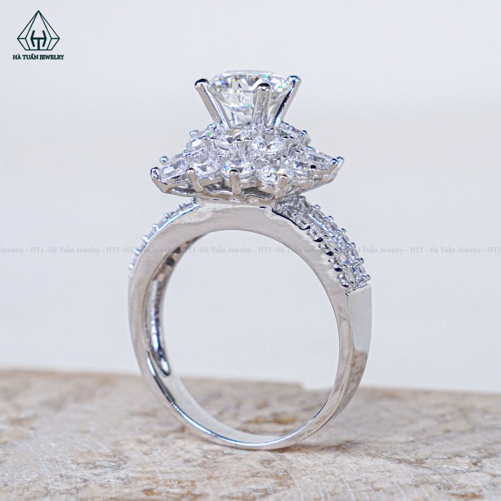 RX598 6.5mm Nhẫn nữ vuông đá