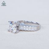  RX557 FULL MOIS 8mm Nhẫn nữ viền baguette 