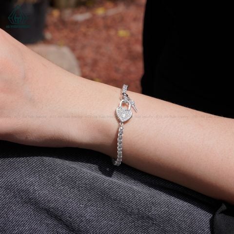 B057 Lắc tay full cz khoá trái tim