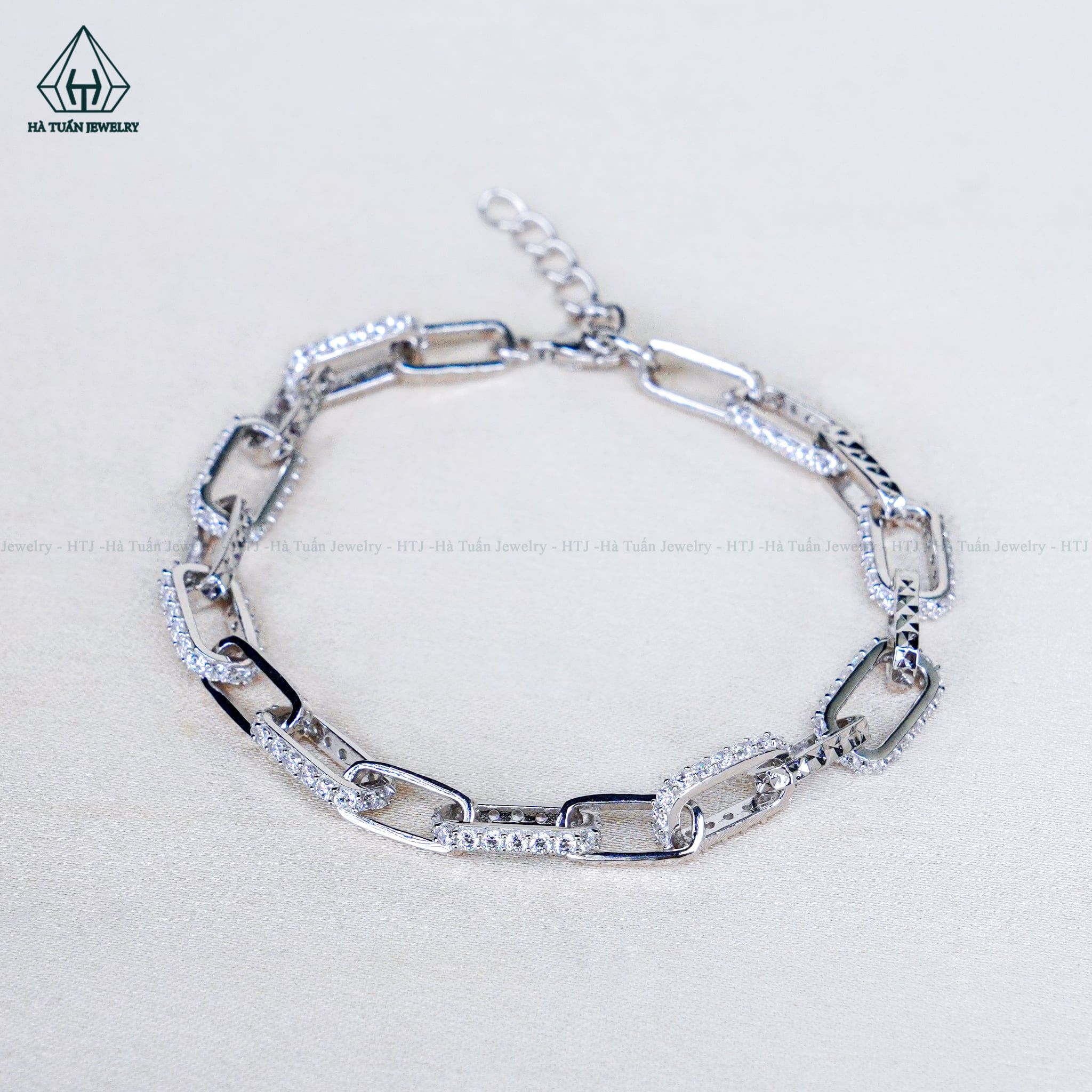  B119 Lắc tay xích 