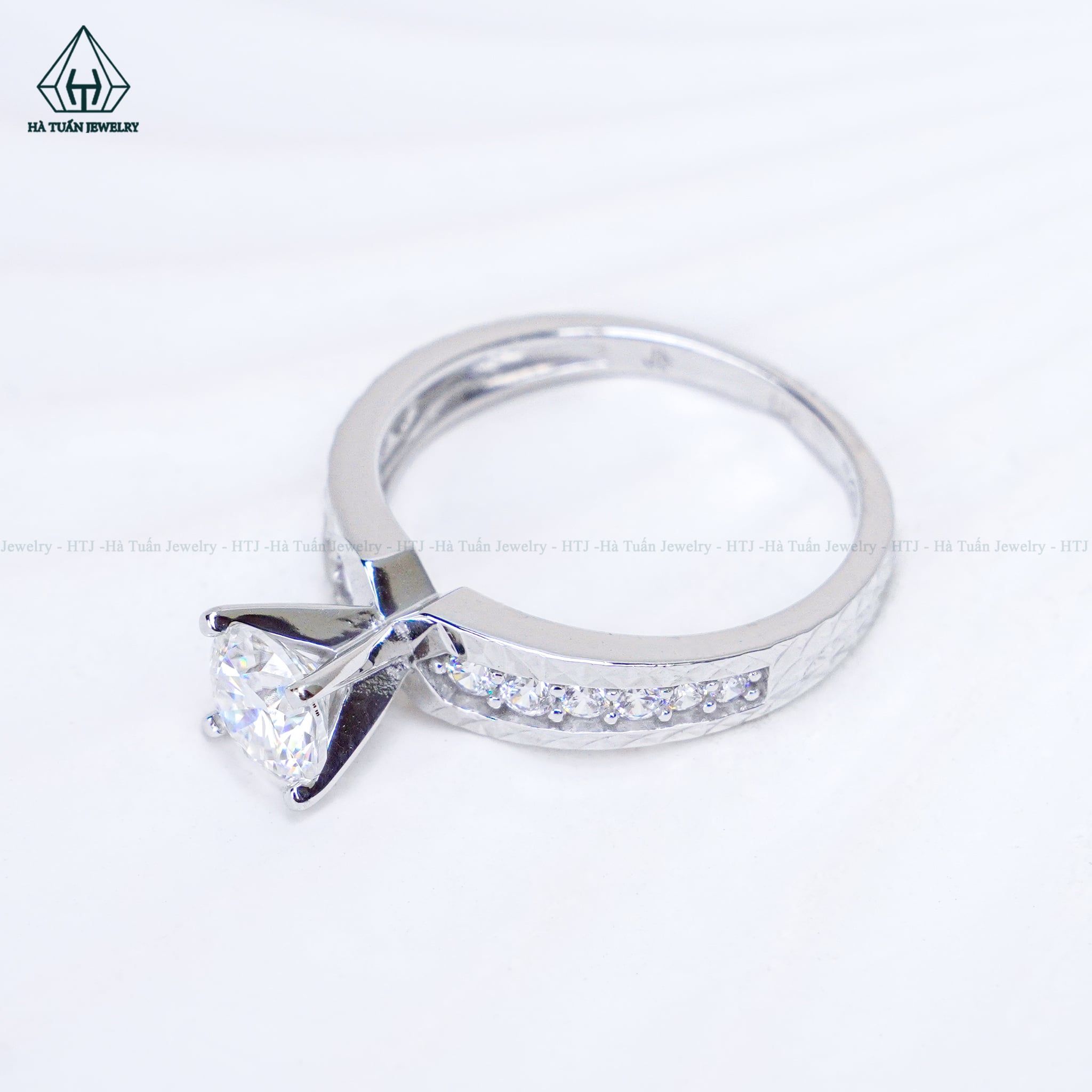 RX688 6mm Nhẫn nữ 