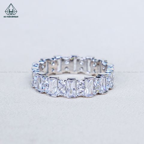 R027 Nhẫn nữ tấm tròn phối baguette