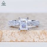  R992 Radiant 5*7mm Nhẫn nữ  đai 1 hàng đá 