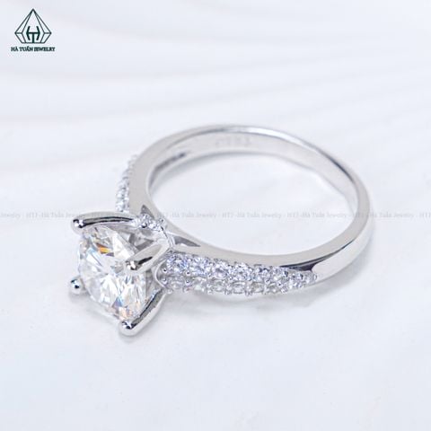 RX614 8.1mm Nhẫn nữ 2 hàng đá mũi nhọn