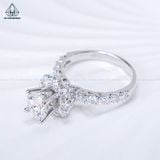  RX613 FULL MOIS 7mm Nhẫn nữ hoa đá 