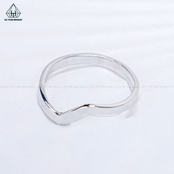  R951 Nhẫn nữ trơn 