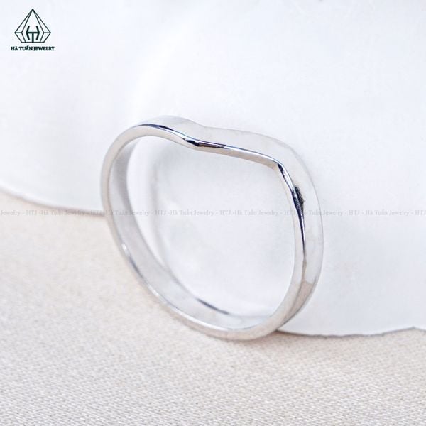 R951 Nhẫn nữ trơn 