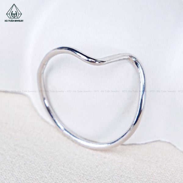  R956 Nhẫn nữ trơn 