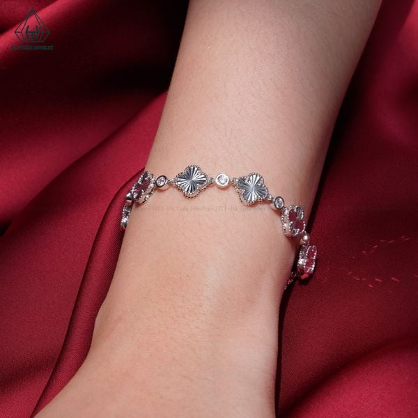  B063 9mm Lắc tay VAN 