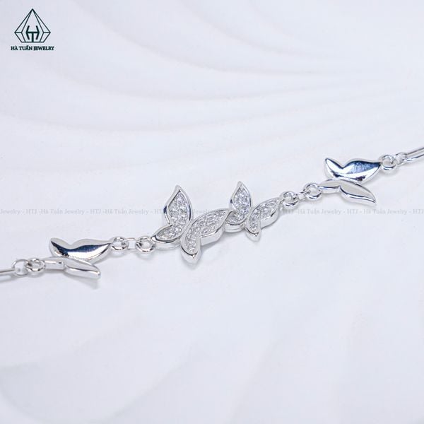  B066 Lắc tay bướm 