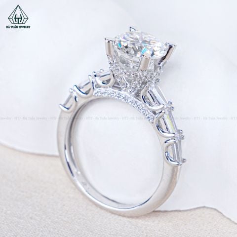 RX635 7.5mm Nhẫn nữ vành baguette