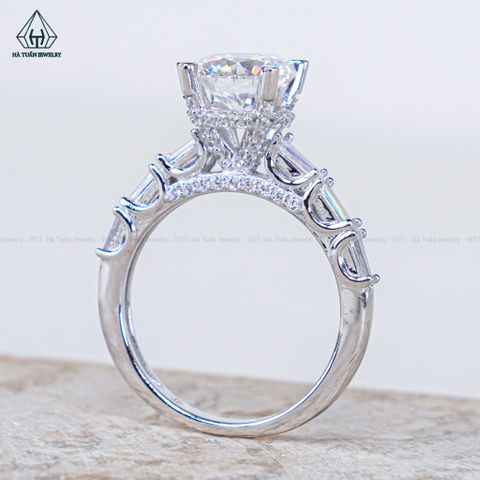 RX635 7.5mm Nhẫn nữ vành baguette
