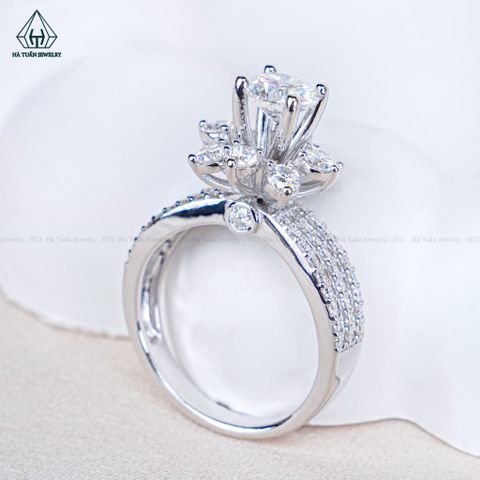 RX627 FULL MOIS 6mm Nhẫn nữ 8 cánh nhọn