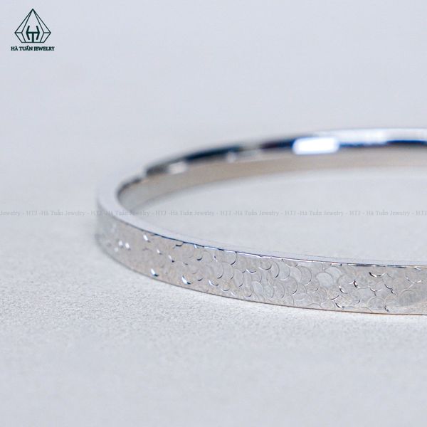  B983 Vòng tay móc máy 