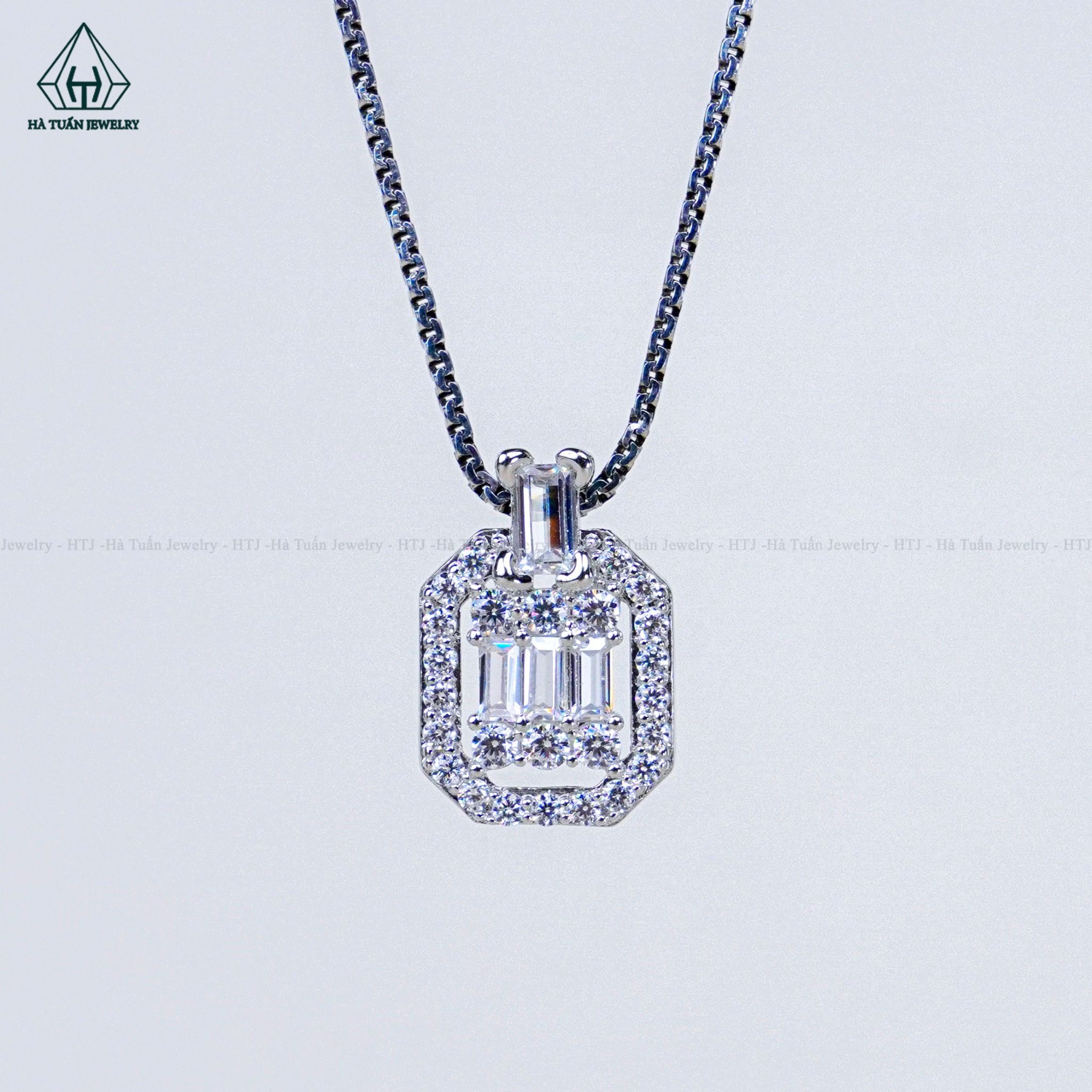  P435 Mặt dây chuyền 