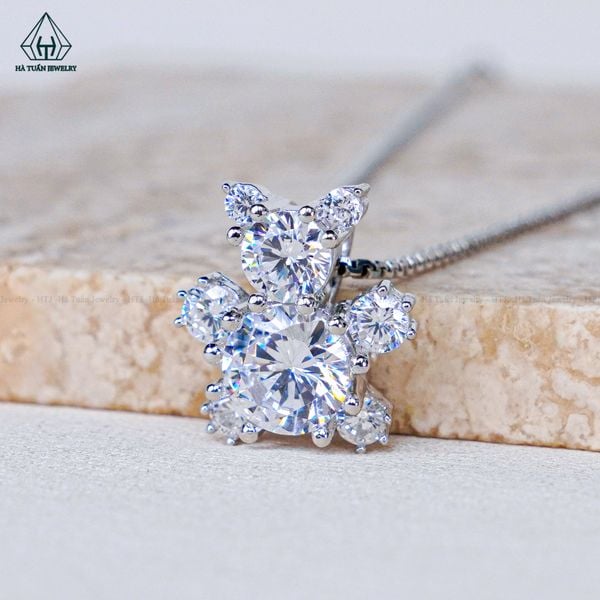  P438 Mặt dây chuyền gấu đá 