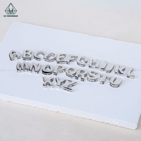 P429 Mặt dây chuyền chữ cái