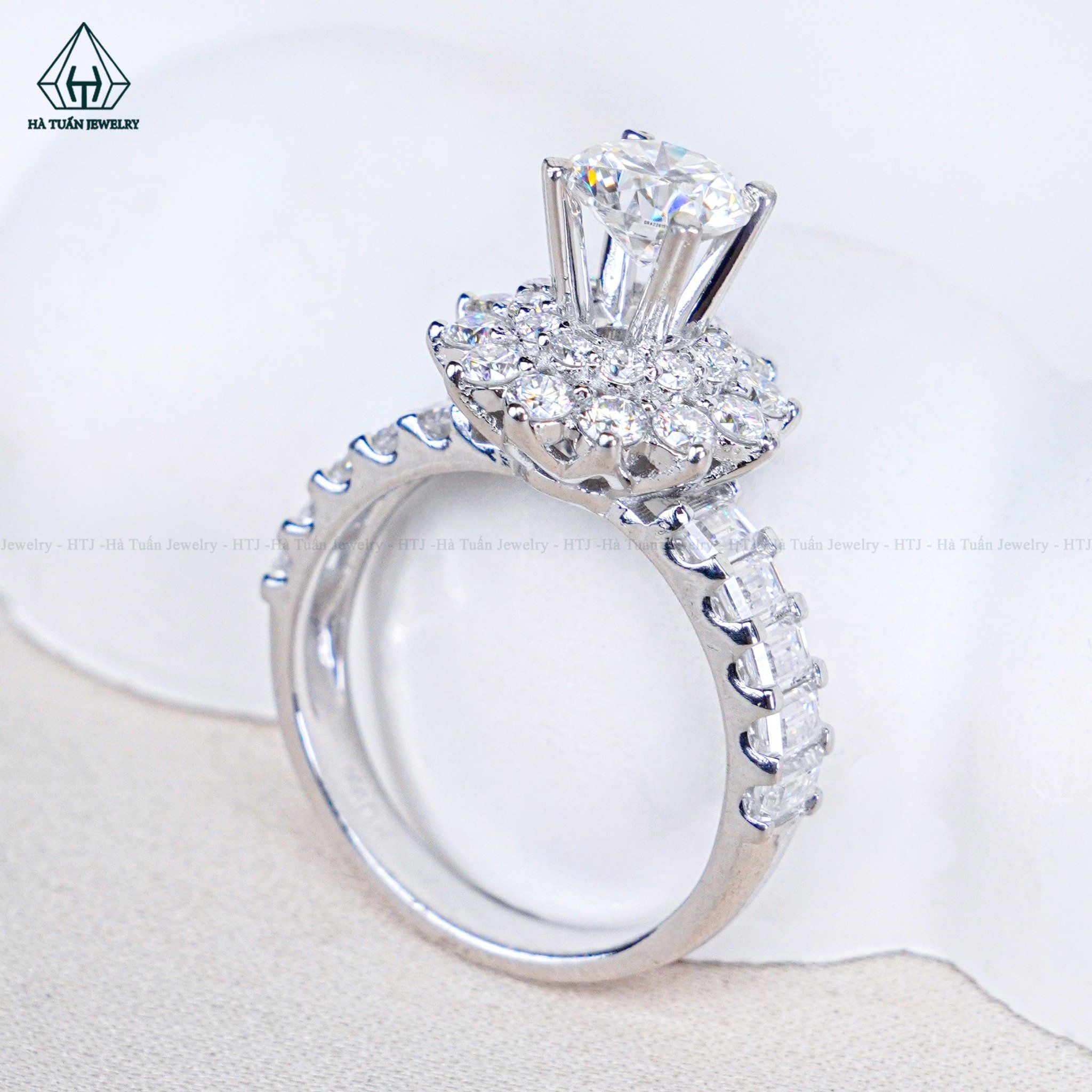  RX640 FULL MOIS 6.3mm Nhẫn nữ hoa 12 cánh 