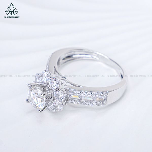  RX637 6mm Nhẫn nữ hoa 8 cánh 