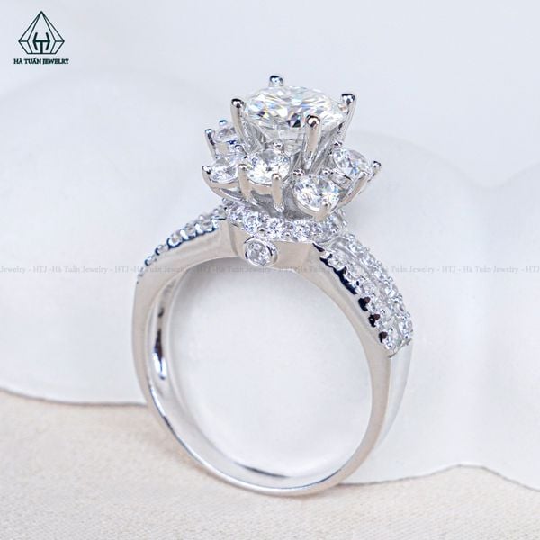  RX639 7.2mm Nhẫn nữ hoa 8 cánh vuông 