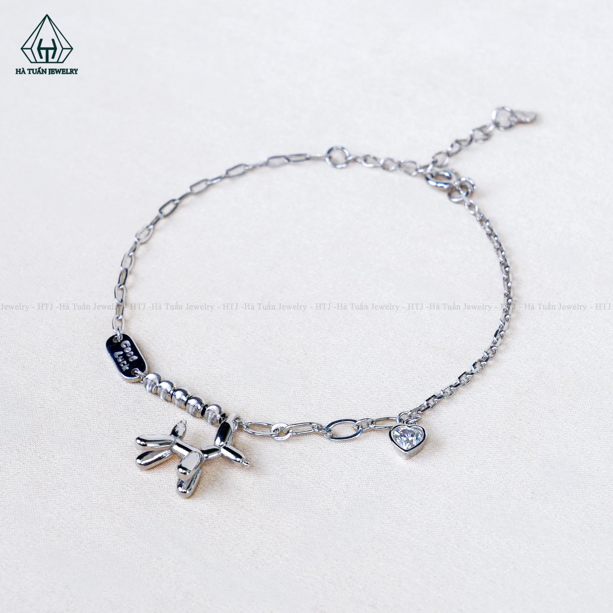  B146 Lắc tay phối charm 