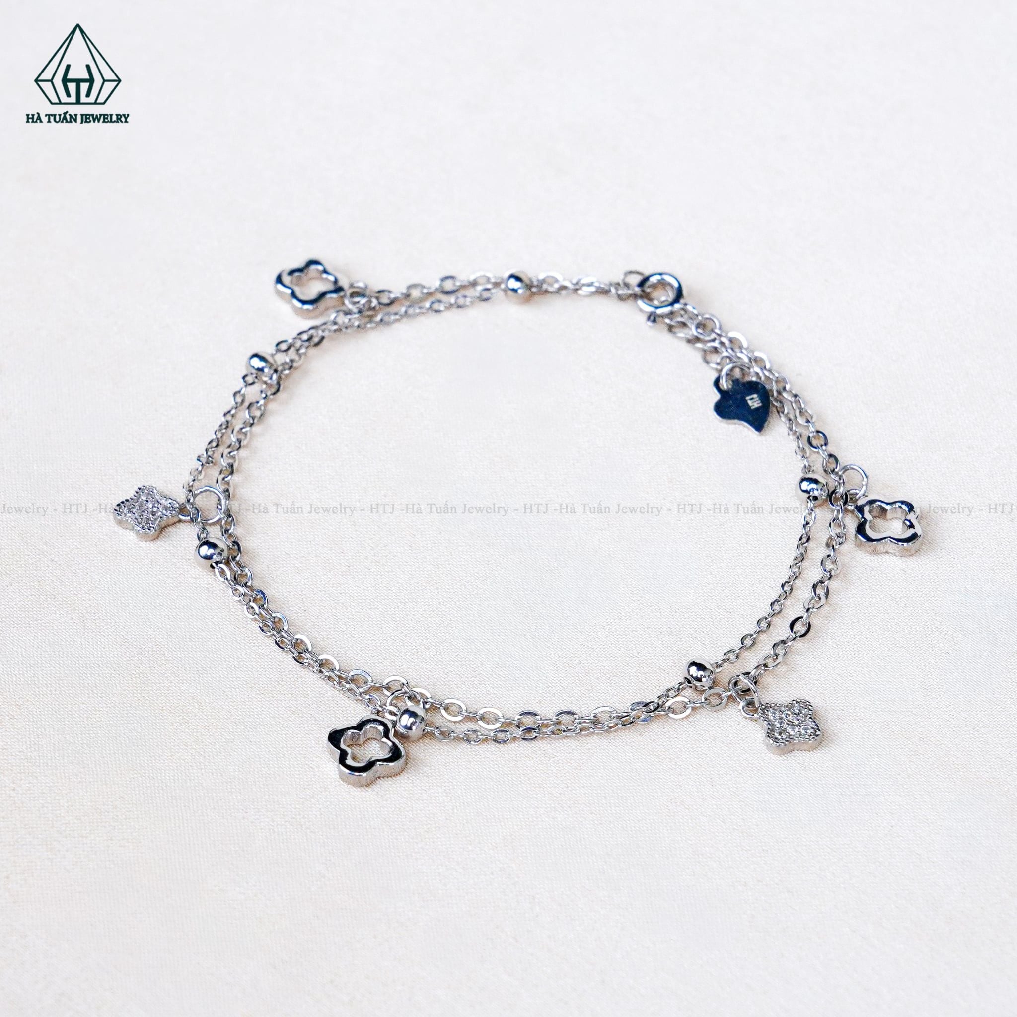 B148 Lắc tay phối charm 