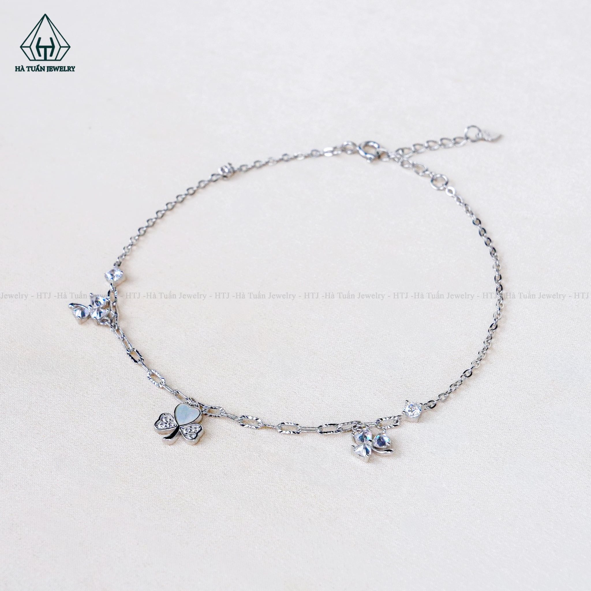 A493 Lắc chân phối cỏ 3 lá 