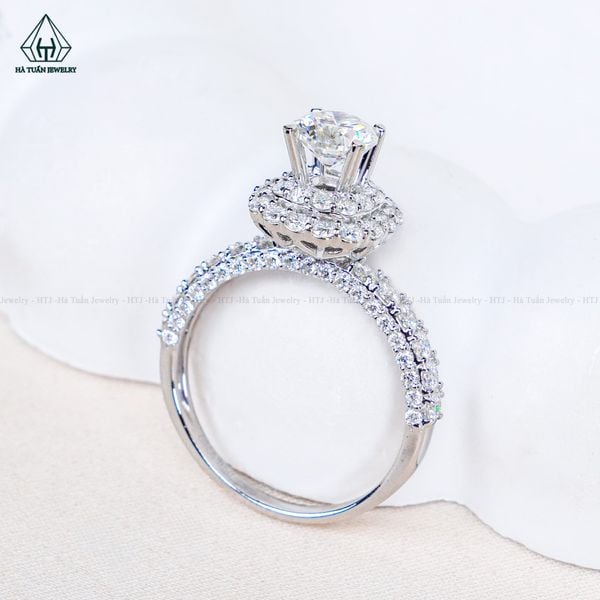  RX712 FULL MOIS 6mm Nhẫn nữ vuông tròn 