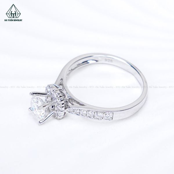  RX726 FULL MOIS 5.4mm Nhẫn nữ 