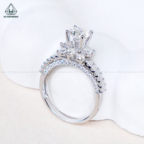 RX729 FULL MOIS 6.3mm Nhẫn nữ đài hoa phối viền baguette