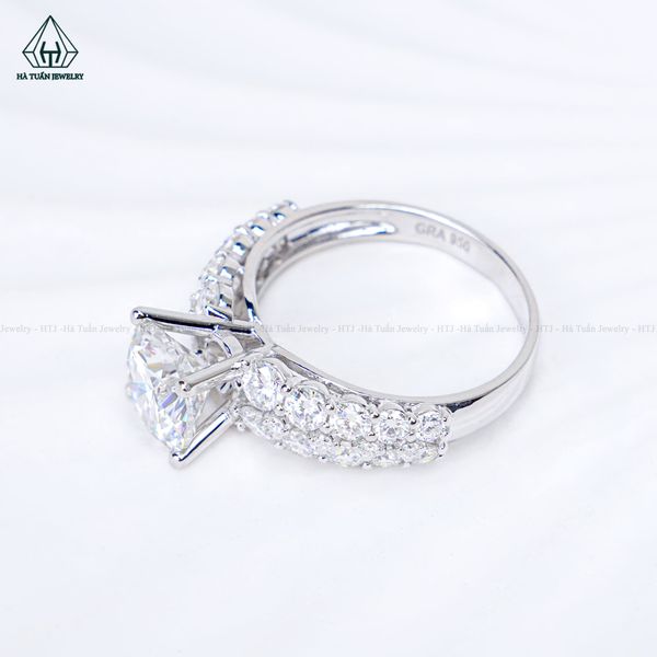  RX732 FULL MOIS 8.1mm Nhẫn nữ 