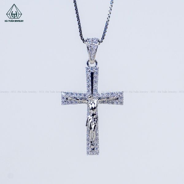  P440 Mặt dây chuyền thánh giá 