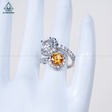  RG343 VT18K Lab Diamond - Chủ Mois Cushion 7*7mm + Chủ Mois Yellow 6.8mm 