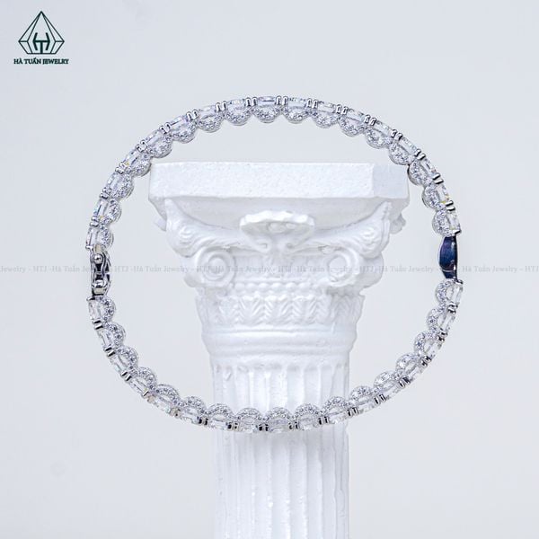  B929 4.5mm Vòng cứng đính đá CZ 