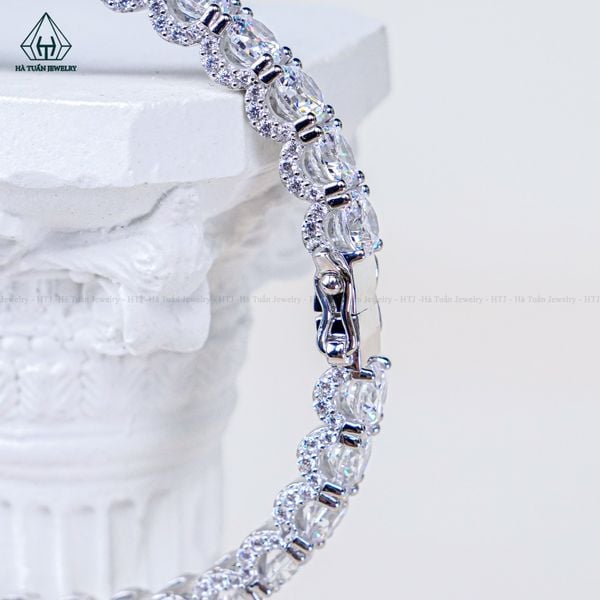  B929 4.5mm Vòng cứng đính đá CZ 