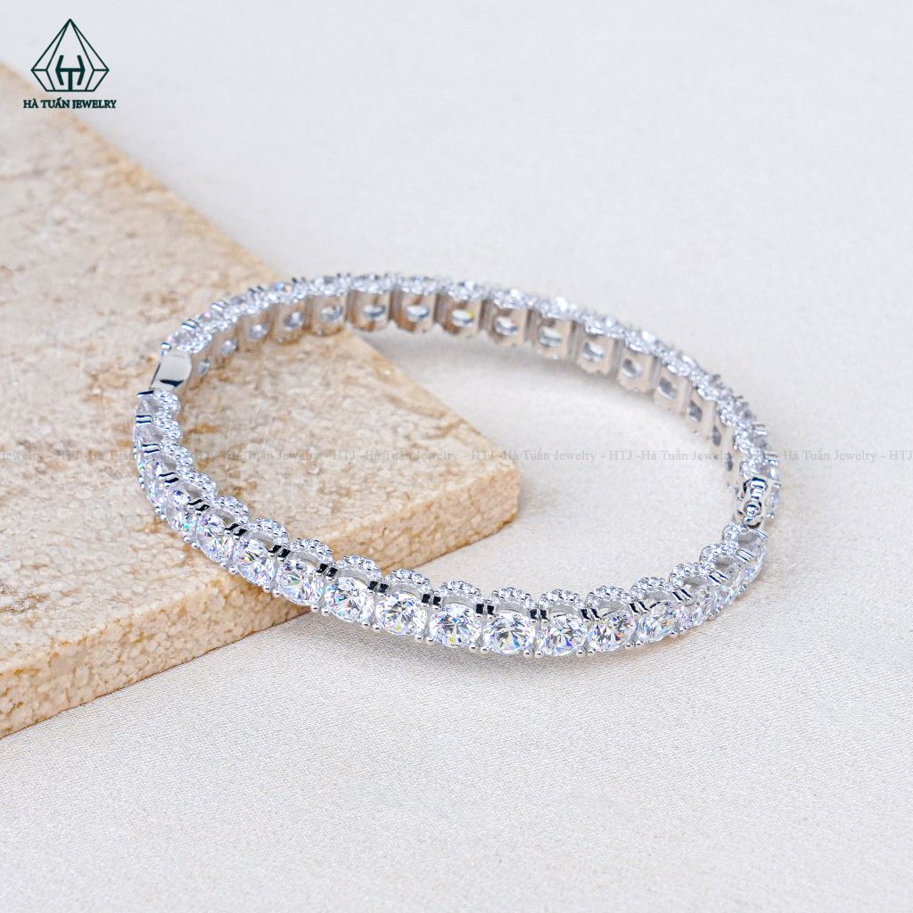 B929 4.5mm Vòng cứng đính đá CZ