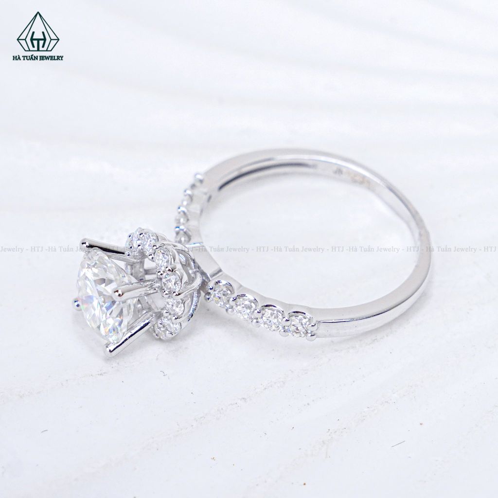 RX759 FULL MOIS 7mm Nhẫn nữ halo tròn