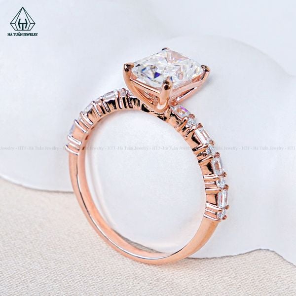  RG361 VH14K Radiant 6*8mm 