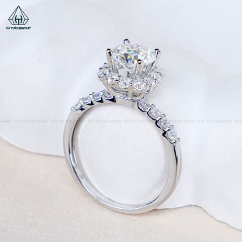 RX767 FULL MOIS 7mm Nhẫn nữ