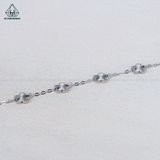  B093 Lắc tay V.A.N trắng 5 hoa móc máy 