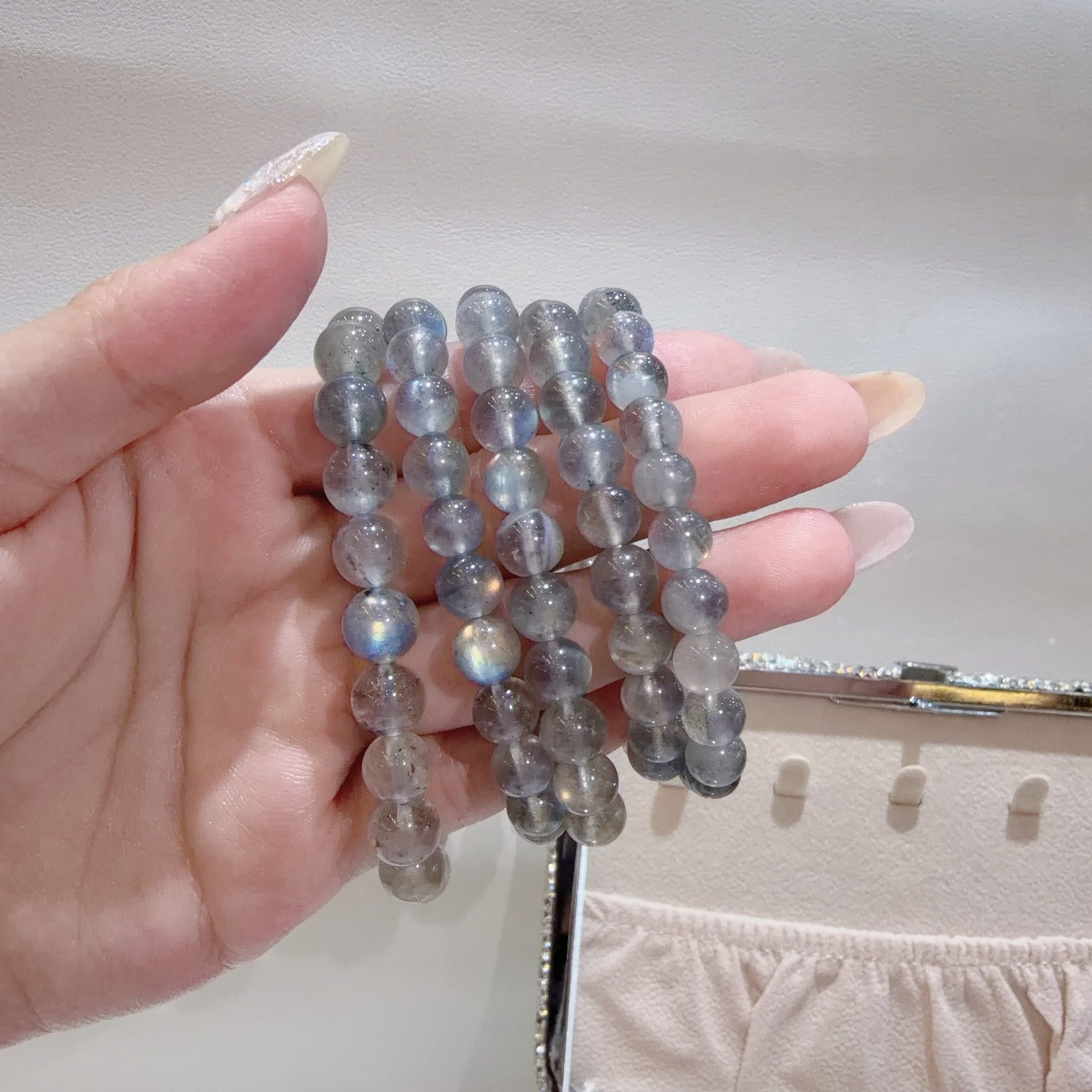 S015 ĐÁ MẶT TRĂNG ĐEN