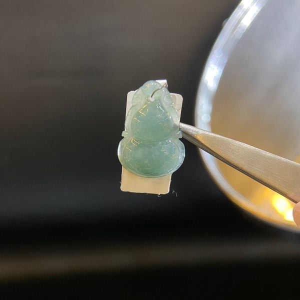  PC009 MẶT HỒ LÔ LAM NGỌC 