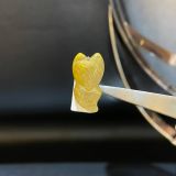  PC024 MẶT HỒ LY T.A TÓC VÀNG 